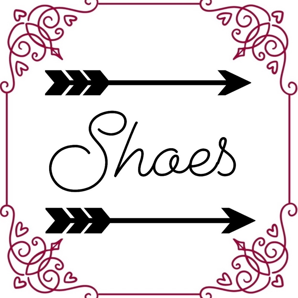 Shoe Section ——>